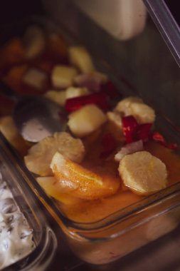 Geleneksel Türk ve Yunan yemek meze masası