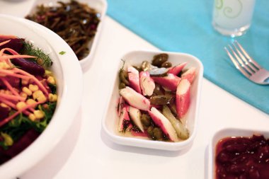 Geleneksel Türk ve Yunan yemek meze masası