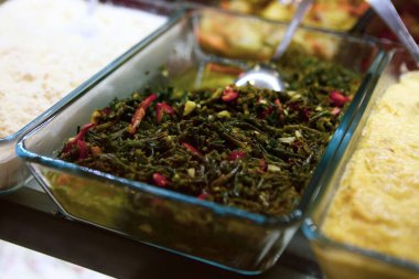 Geleneksel Türk ve Yunan yemek meze masası