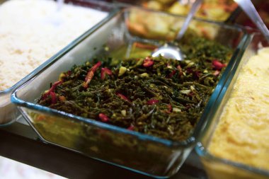 Geleneksel Türk ve Yunan yemek meze masası