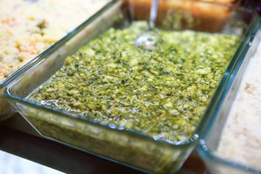 Geleneksel Türk ve Yunan yemek meze masası