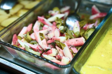 Geleneksel Türk ve Yunan yemek meze masası