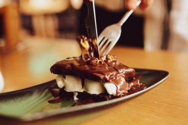 dondurma çikolatalı sufle