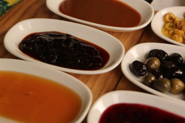 zengin ve leziz Türk Kahvaltı