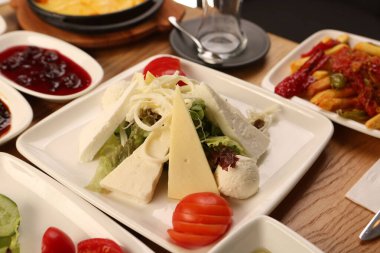 zengin ve leziz Türk Kahvaltı