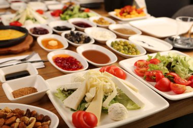 zengin ve leziz Türk Kahvaltı