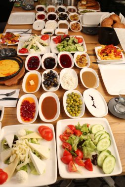 zengin ve leziz Türk Kahvaltı