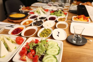 zengin ve leziz Türk Kahvaltı