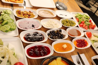 zengin ve leziz Türk Kahvaltı