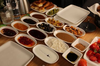 zengin ve leziz Türk Kahvaltı