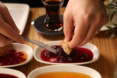 zengin ve leziz Türk Kahvaltı