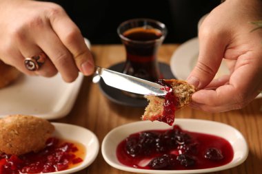 zengin ve leziz Türk Kahvaltı