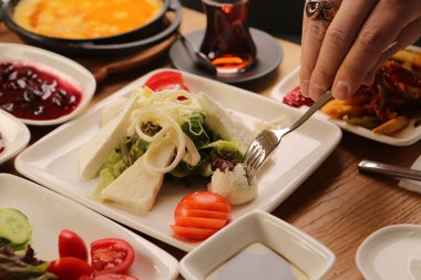 zengin ve leziz Türk Kahvaltı