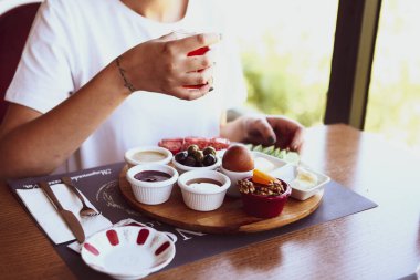 zengin ve leziz Türk Kahvaltı