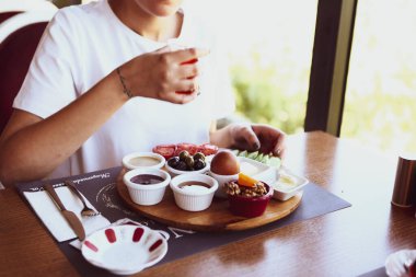 zengin ve leziz Türk Kahvaltı