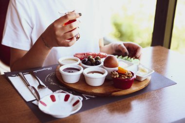 zengin ve leziz Türk Kahvaltı