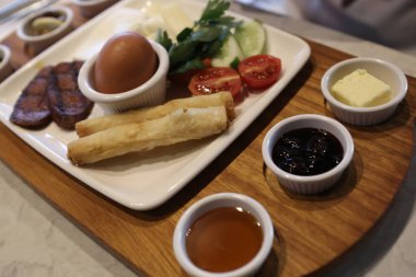 zengin ve leziz Türk Kahvaltı