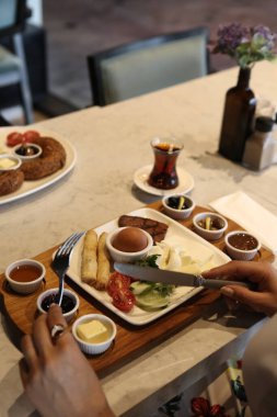 zengin ve leziz Türk Kahvaltı