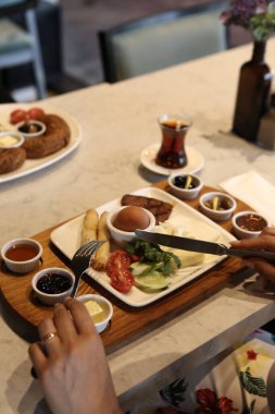 zengin ve leziz Türk Kahvaltı