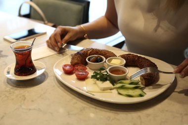 zengin ve leziz Türk Kahvaltı