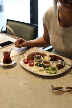 zengin ve leziz Türk Kahvaltı