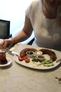 zengin ve leziz Türk Kahvaltı