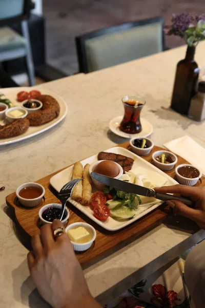 zengin ve leziz Türk Kahvaltı