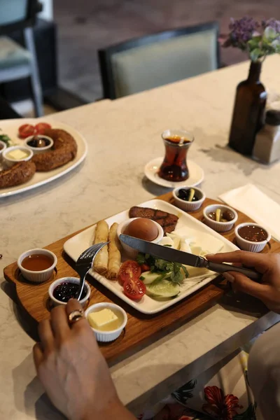 zengin ve leziz Türk Kahvaltı