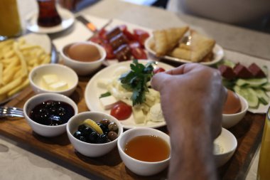 zengin ve leziz Türk Kahvaltı