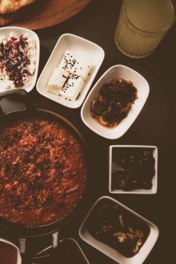 zengin ve leziz Türk Kahvaltı