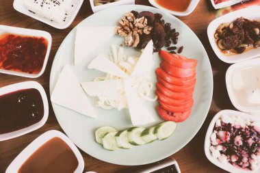 zengin ve leziz Türk Kahvaltı