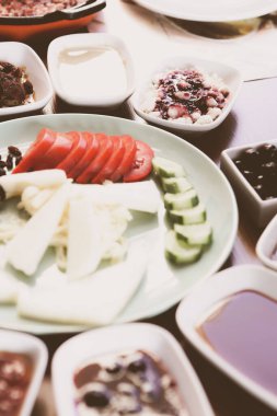 zengin ve leziz Türk Kahvaltı