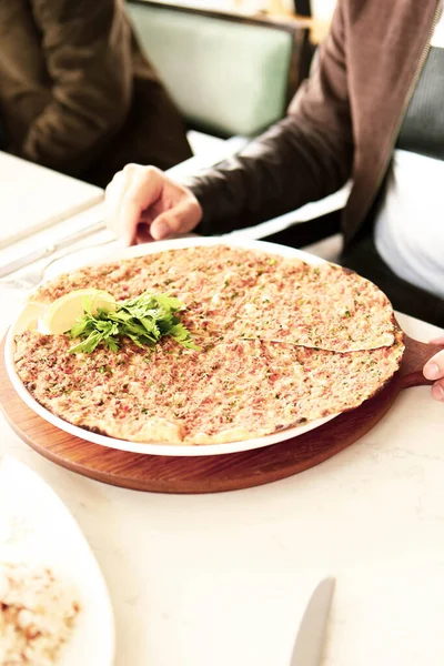 Традиционное Блюдо Турецкой Выпечки Турецкая Пицца Ближневосточные Закуски Турецкая Кухня — стоковое фото
