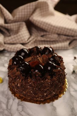 Masada lezzetli bir pasta var.