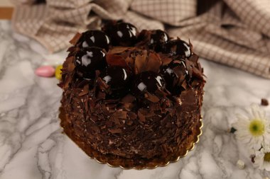 Masada lezzetli bir pasta var.