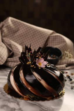 Masada lezzetli bir pasta var.