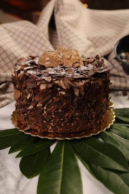 Masada lezzetli bir pasta var.