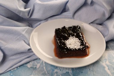 Masada lezzetli bir pasta var.