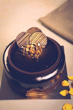 Masada lezzetli bir pasta var.