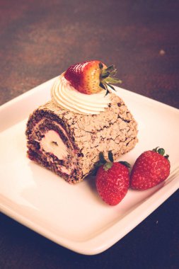 Masada lezzetli bir pasta var.