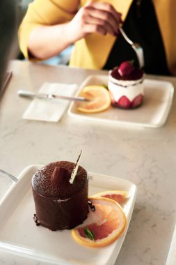 Masada lezzetli bir pasta var.