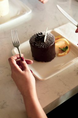 Masada lezzetli bir pasta var.