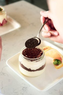 Masada lezzetli bir pasta var.