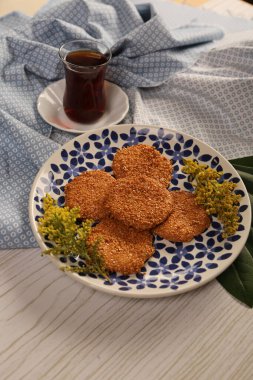 Koyu çikolata parçaları ile tanımlama