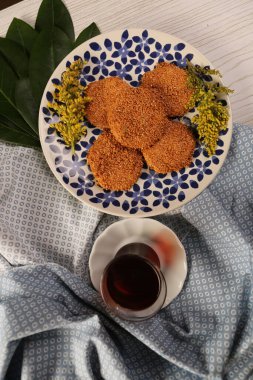 Koyu çikolata parçaları ile tanımlama