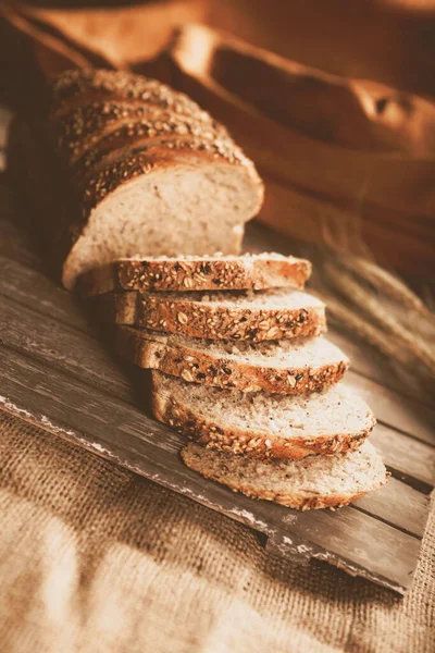 Lezzetli doğal estetik fırınlanmış ekmek