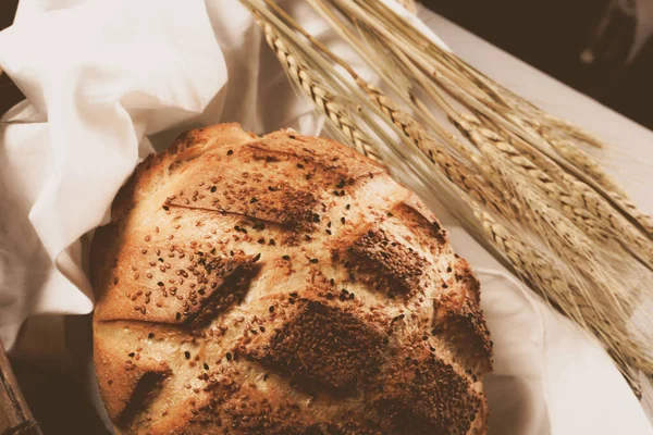 Lezzetli doğal estetik fırınlanmış ekmek