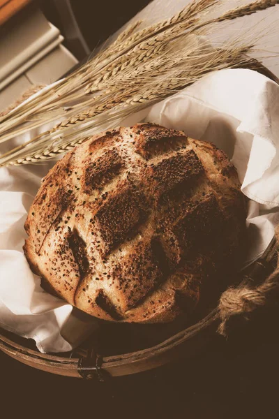 Lezzetli doğal estetik fırınlanmış ekmek