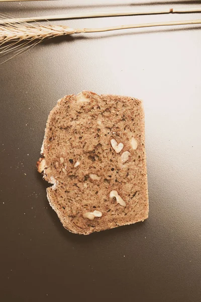 Lezzetli doğal estetik fırınlanmış ekmek