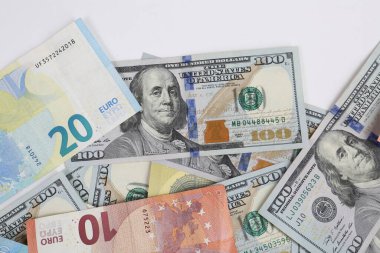 Bize dolar ve euro banknot para